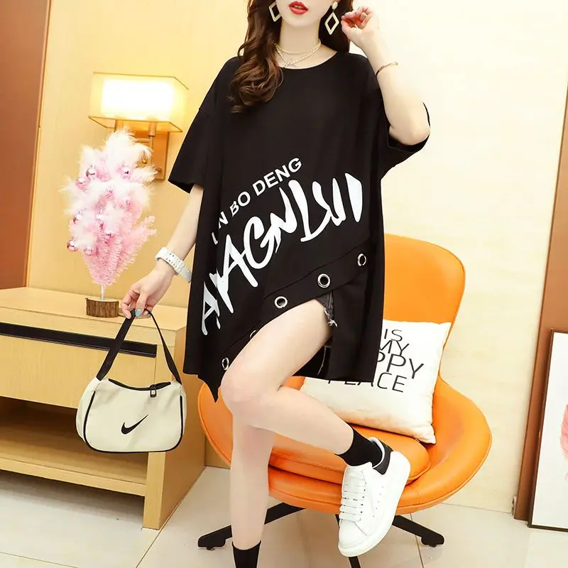 Streetwear Loose Asymmetrical Pullovers Summer Korean Letter Printed Women\'s Clothing Fashion Irregular Hem Casual Basic T-shirt