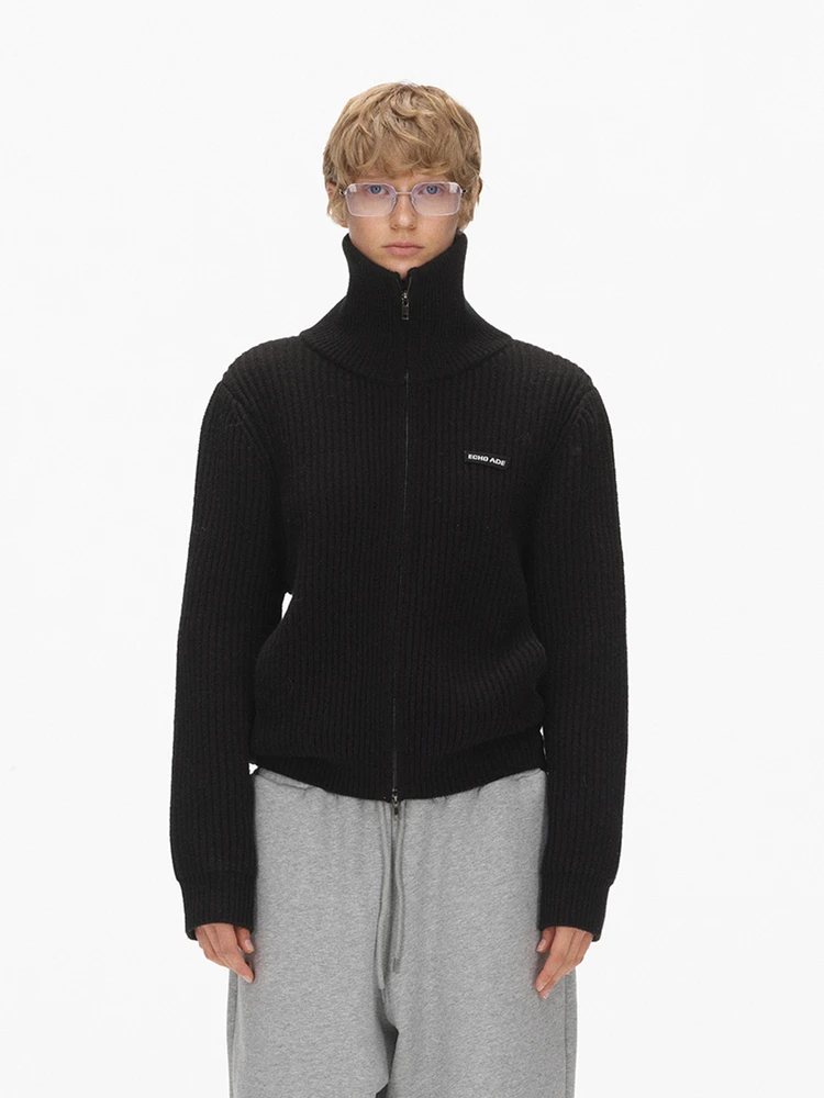 

Женский вязаный кардиган ADE 25: Зимний утепленный свитер с высоким воротником на молнии, мягкий и уютный, для повседневной носки