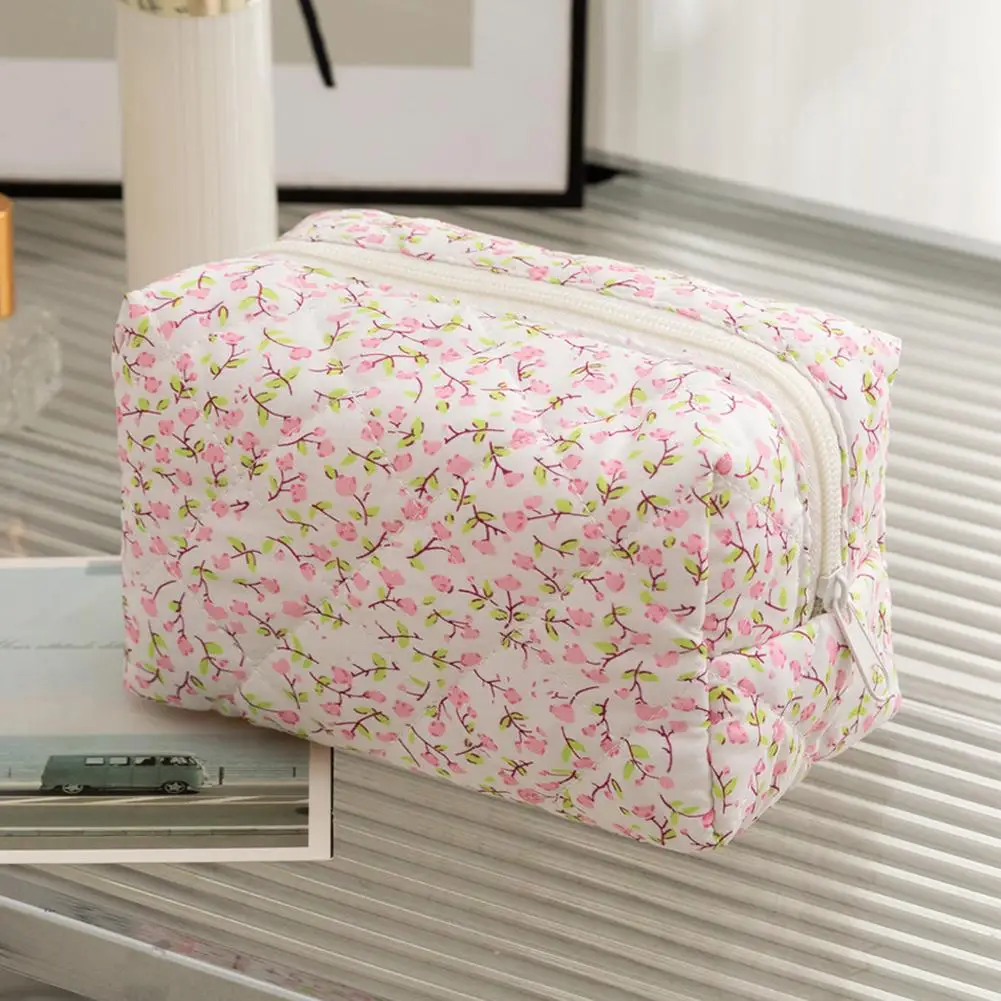 Floral Puffy Quilted Makeup Bag Large Capacity Travel Cosmetic Pouch Flower Print Storage Organizer for Women Daily Travel Use