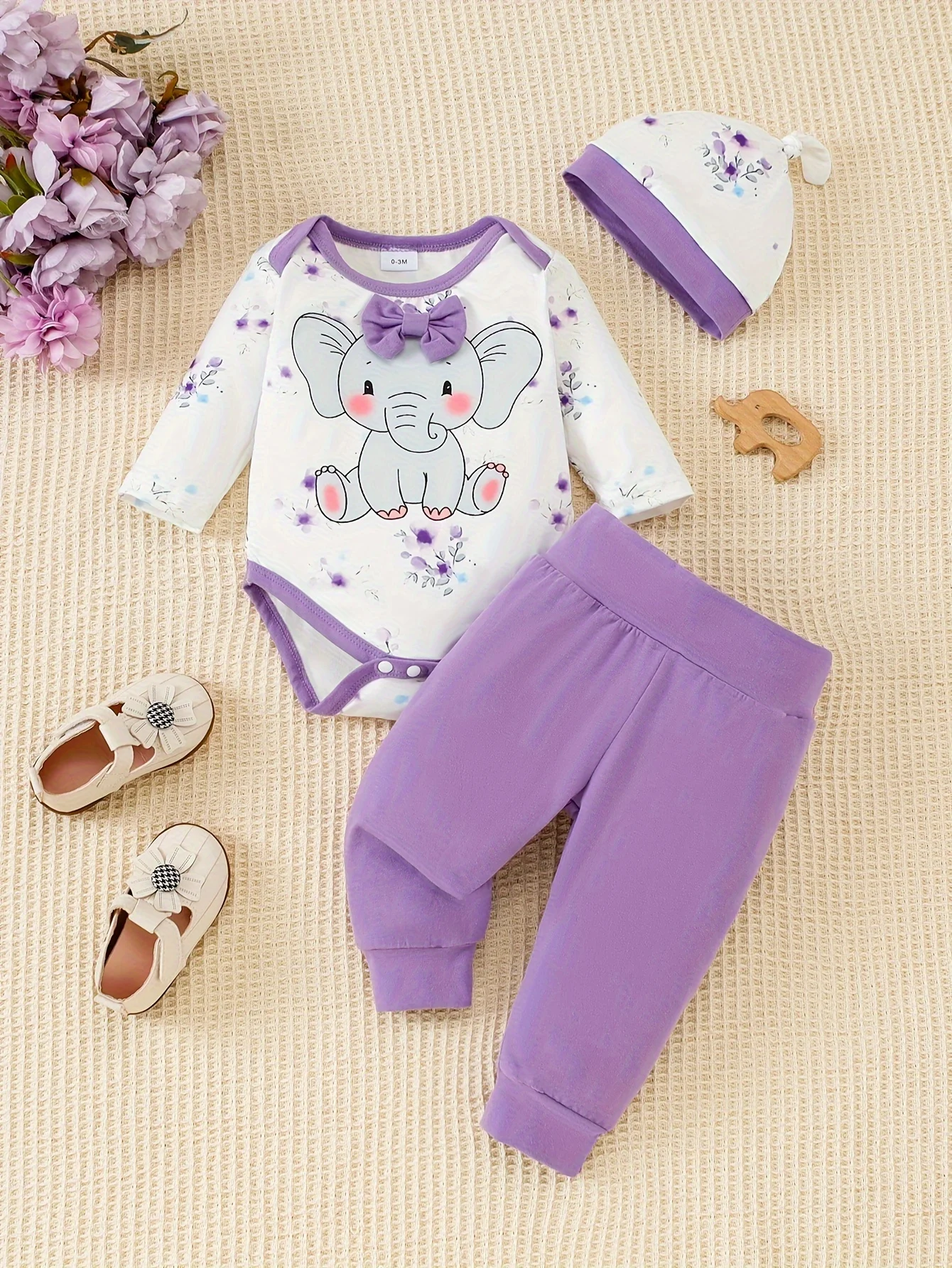 

3Pcs/Set Baby girl Cute Elephant Purple Bodysuit+pants+Hat Set Suitable for Newborns aged 0-12 Months in Spring and Autumn