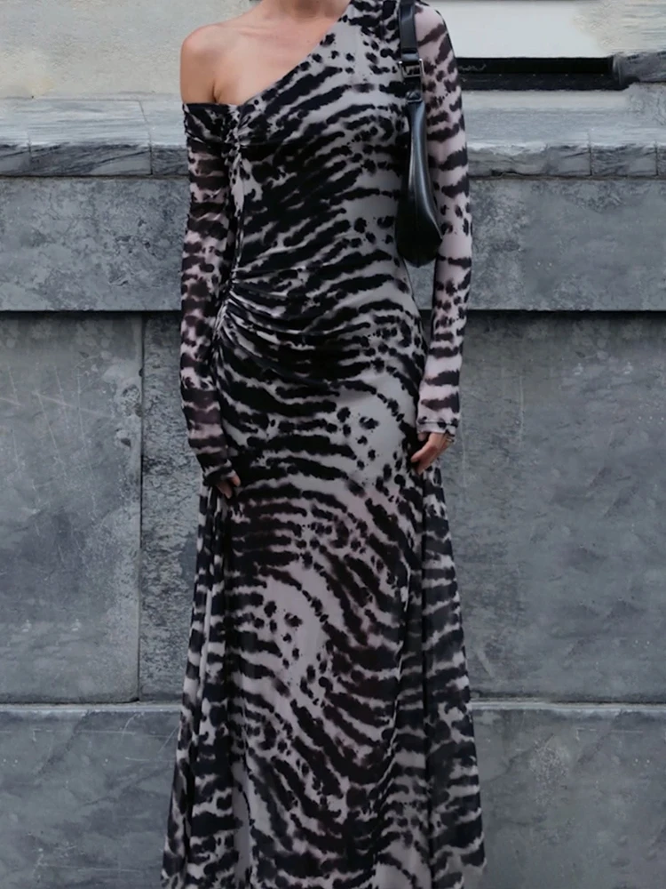 Strano gatto patchwork design abito lungo donna tendenza autunnale spalla inclinata manica intera skinny elasticizzato stile selvaggio streetwear