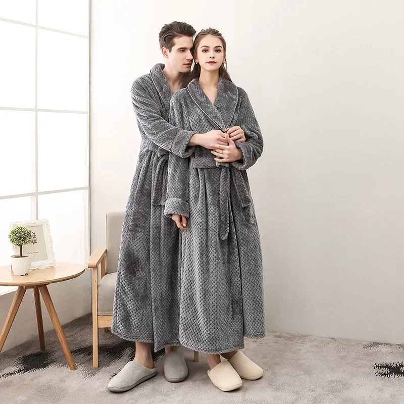 New Season Home Plush Soft and Comfortable Couple Pajamas Men\'s Thick Large Bathrobe Lengthened White Pajamas Autumn and Winter