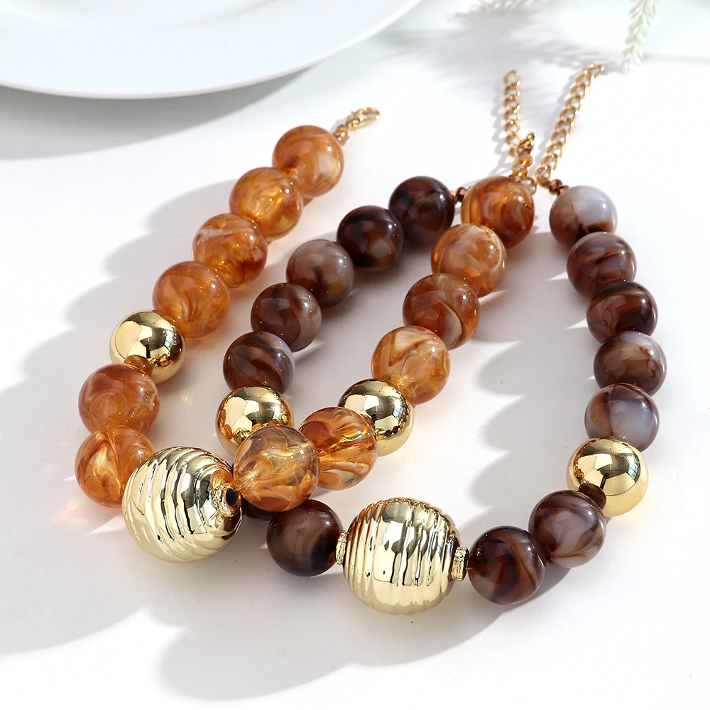 Vintage große runde Acrylperlen-Choker-Halskette, übertriebene große geometrische Kugelperlen-Halsketten, Statement-Schmuck, Geschenke – Detail 3