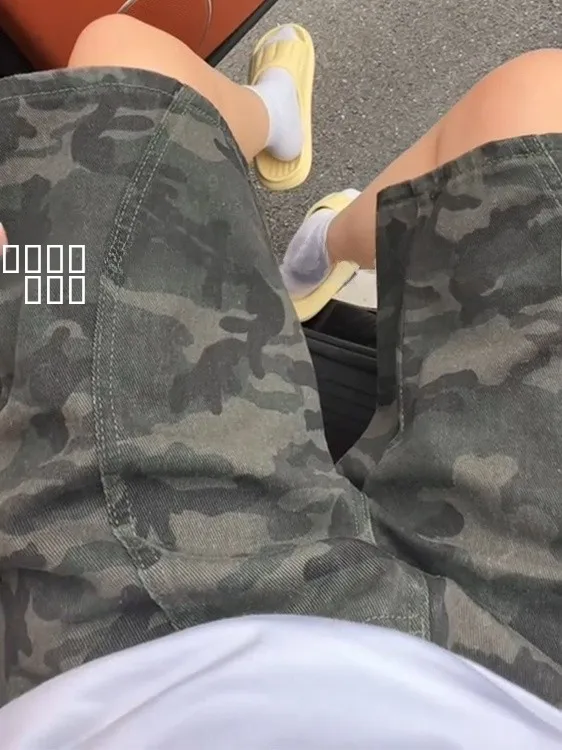 

Мужские камуфляжные джинсы-брюки из денима, летние, тонкие, свободные, прямые, в американском стиле, длина до колена, прямые штанины