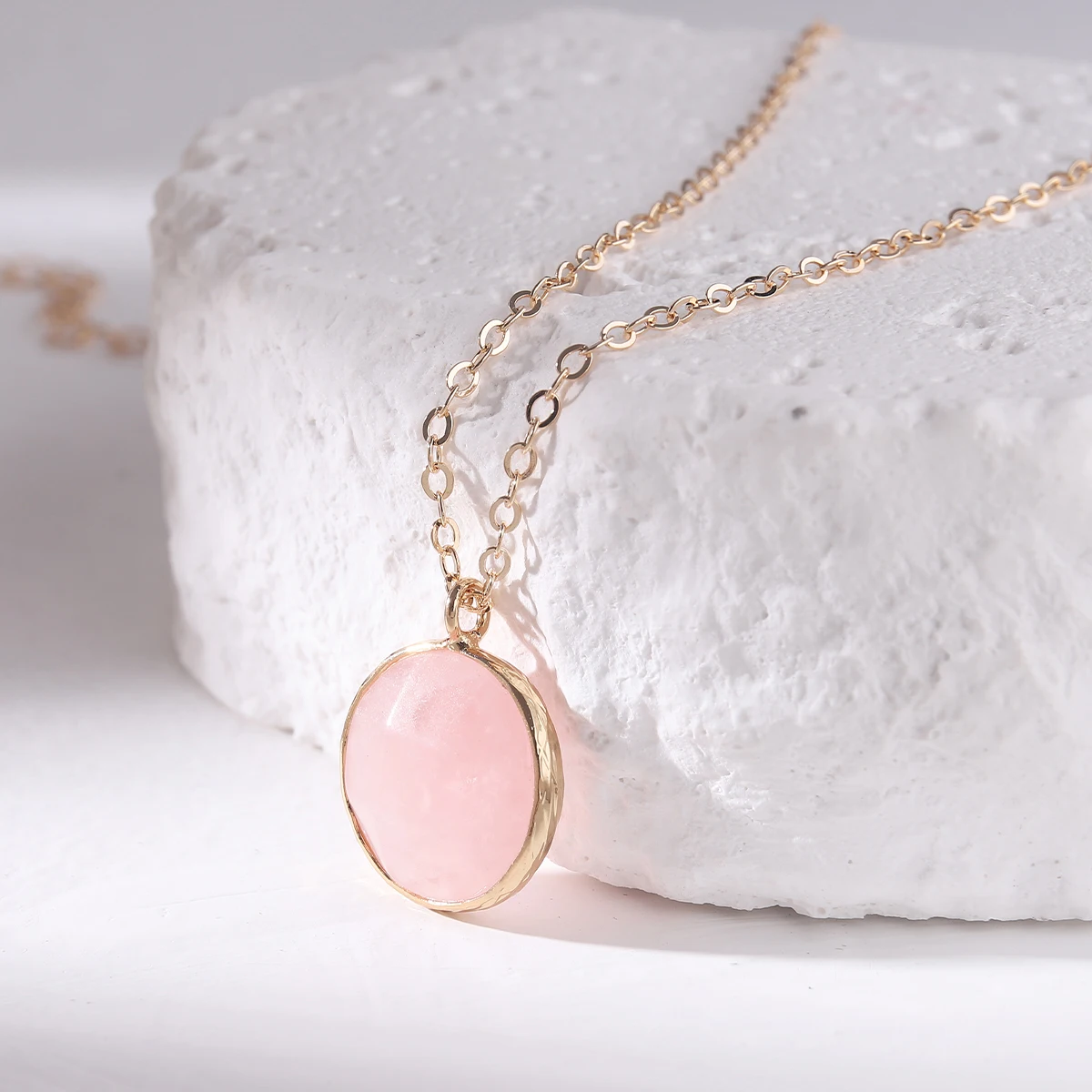 Golden edged circular double cut 17mm necklace, fashionable circular double cut necklace, aesthetic jewelry gift