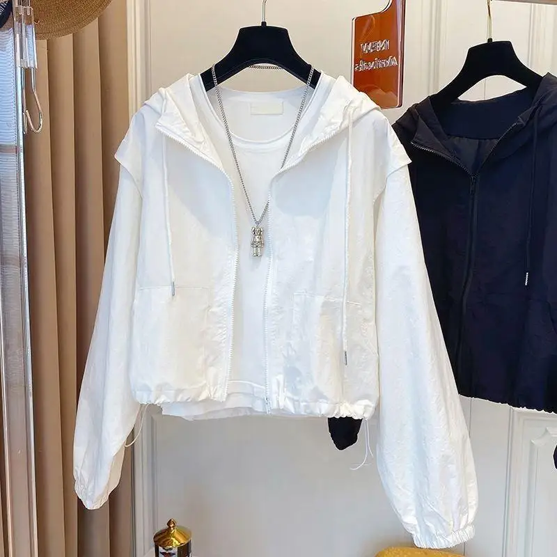 

Baseball Spring And Autumn Solid Color Hooded For Women New Fashion Lightweight Loose Windbreaker Short