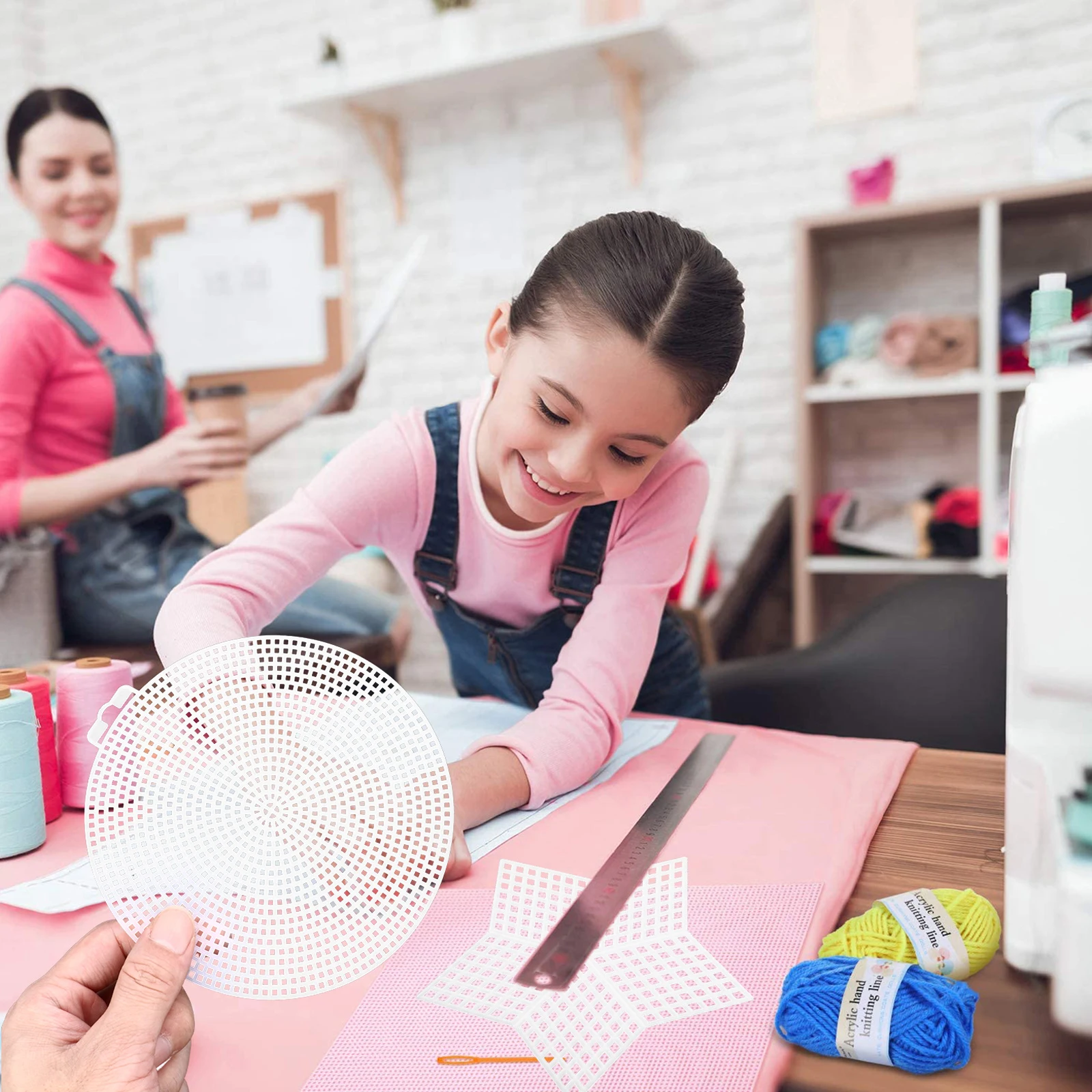 

20Pcs DIY Cross Stitch Grid Plate Sturdy Plastic Mesh Sheet Customizable Shape Woven Bottom Liner Board 14.7cm White