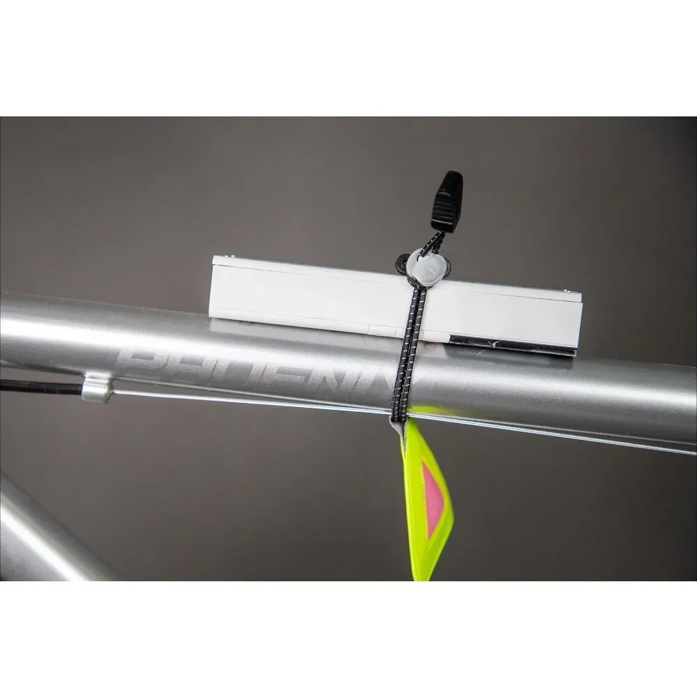 Sichtbarkeit bei Nachtfahrten Sicherheitswarn-Dreieck-Anhänger Multifunktionales Elastisches Reflektierendes Fahrrad-Dreieck-Schild Fahrradsattel – Detail 26