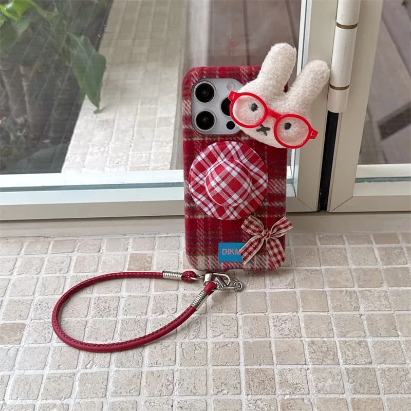 Sweet Retro Checkered Fabric Miffy Rabbit Print Phone Case for iPhone 15 16 17 18 Pro Max Cute Glasses Rabbit Decor Fabric Cover