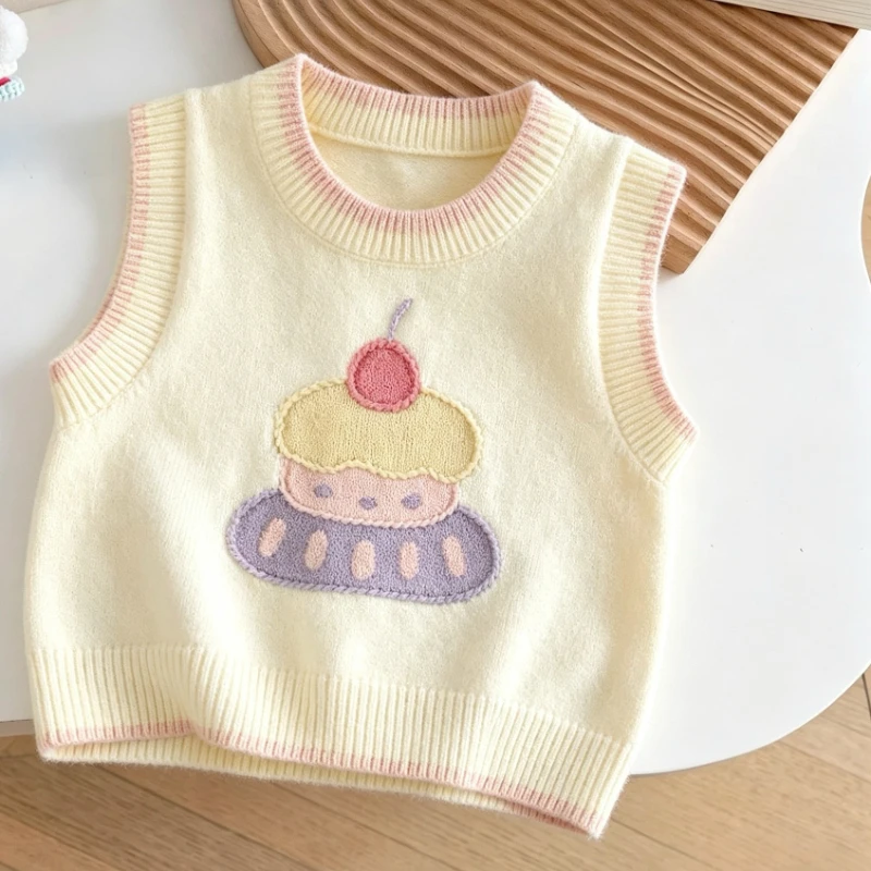 Girl Cute Style Knitted Vest Spring and Autumn Baby Cartoon Cake Sweater Tank Top Western Soft Sticky Skin friendly Vest