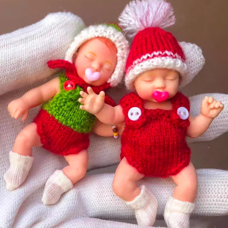 Ubranka dla lalek ZURU Mysterious Box Baby Ball Akcesoria Ubranka dla lalek Zestaw świąteczny Miniverse Mini Brands Ubranka dla lalek Baby Doll