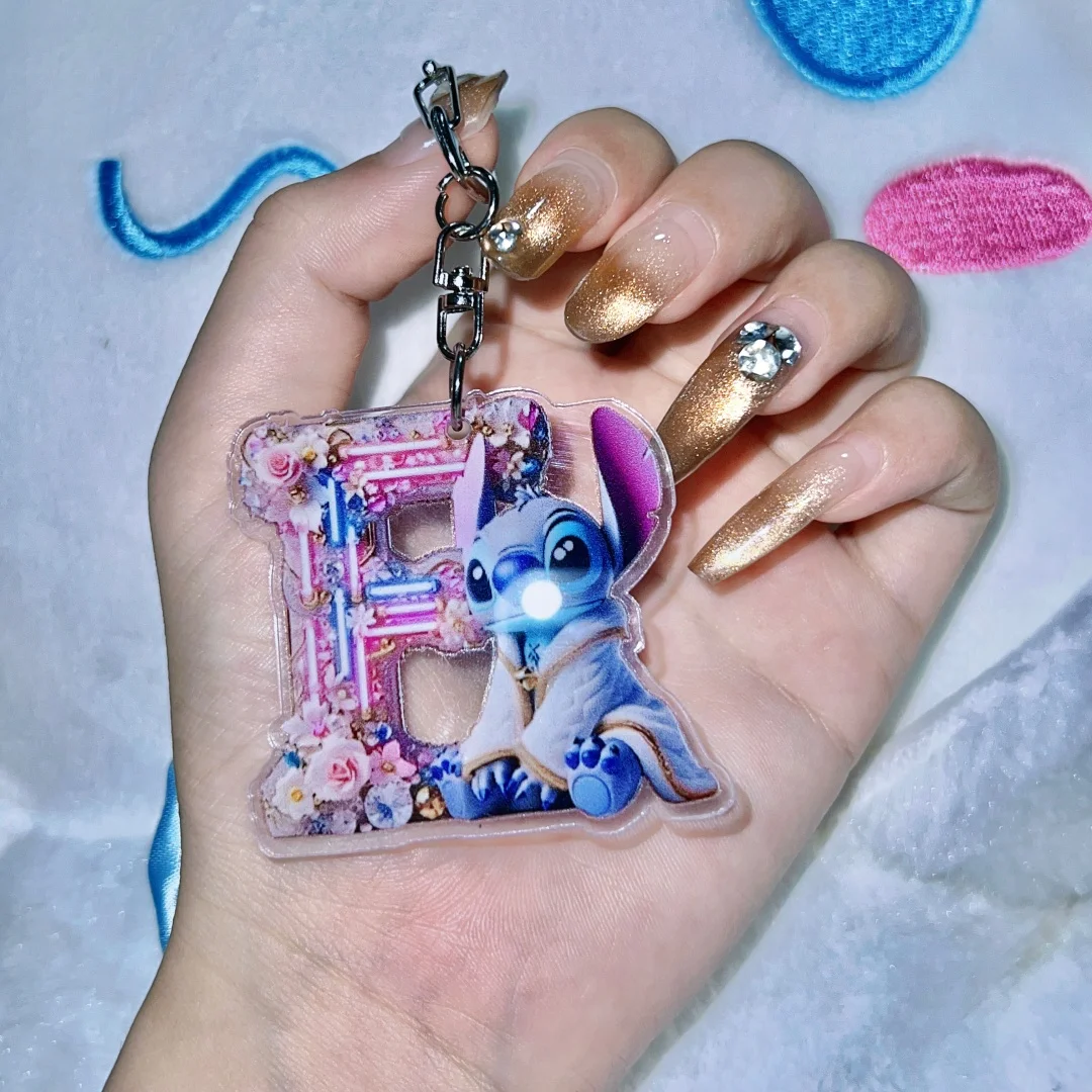 ديزني الاكريليك ليلو وستيتش 26 حرف المفاتيح الكرتون نمط غرزة قلادة العنصر الزخرفية بنين بنات لعبة جائزة هدية #3