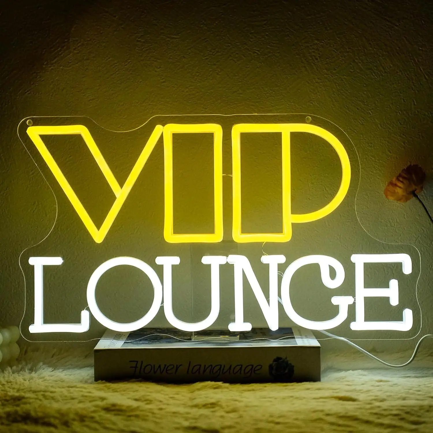 VIP Lounge Neon Sign USB Powered LED Dimmable Neon Lights for Bar Hotel Cafe VIP Room Beauty Salon Airport Wall Decoration