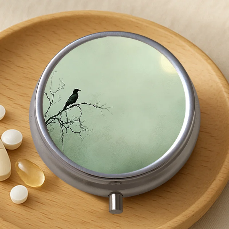 Crow 58 Printed Round Multi-Functional Metal Box, 3-Compartment Mini Portable Lightweight Type, Suitable for Business Trips, Outdoor Fitness, Vitamin Storage, Multi-Compartment Organizer, Small Gift Collection Box, Printed Position May Vary