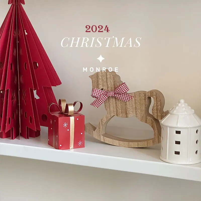 Desktop holiday decoration small wooden horse living room restaurant coffee table wood atmosphere small ornaments