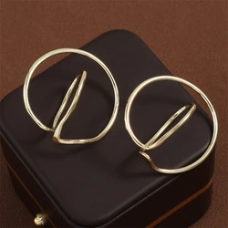 ZAKOL New Trend Simple Geometric Distortion Irregular Curve Clip Earrings for Women Girl No Pierced Earrings Jewelry Gift