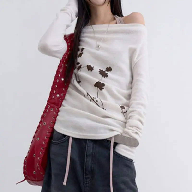 ヨーロッパとアメリカのプリントワンショルダーTシャツレディース長袖アシンメトリーオフショルダーセクシーなトップストレンディ