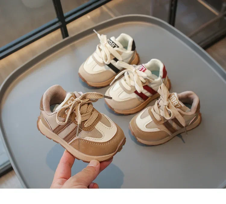 Kleinkind Kinder Sportschuhe dicke weiche Sohle Jungen Mädchen Wanderschuhe gestreift 2024 neue Mode Kinder Freizeit schuhe verschleiß fest – Detail 4