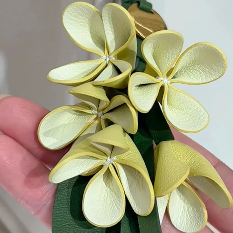 First Layer Cowhide Bustling Osmanthus Bag Pet Flower Ornaments Artificial Flower Hanging Piece Pendant Flower Accessories Three