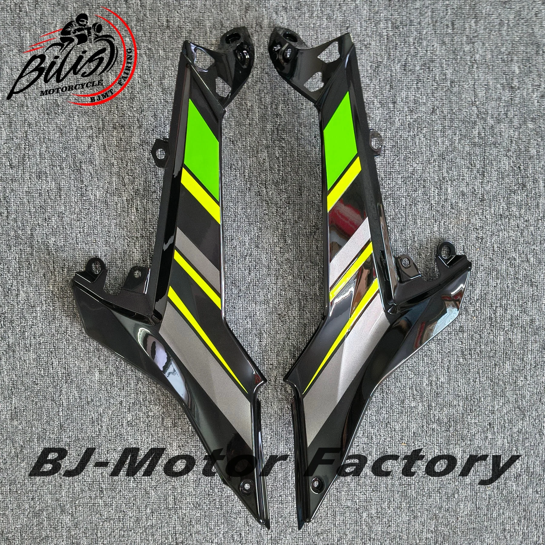 

For Kawasaki ZX650 2017-2020 Motorcycle Side Frame Mid Cover Panel Fairing Cowl Injection Molding Bodywork Accessories