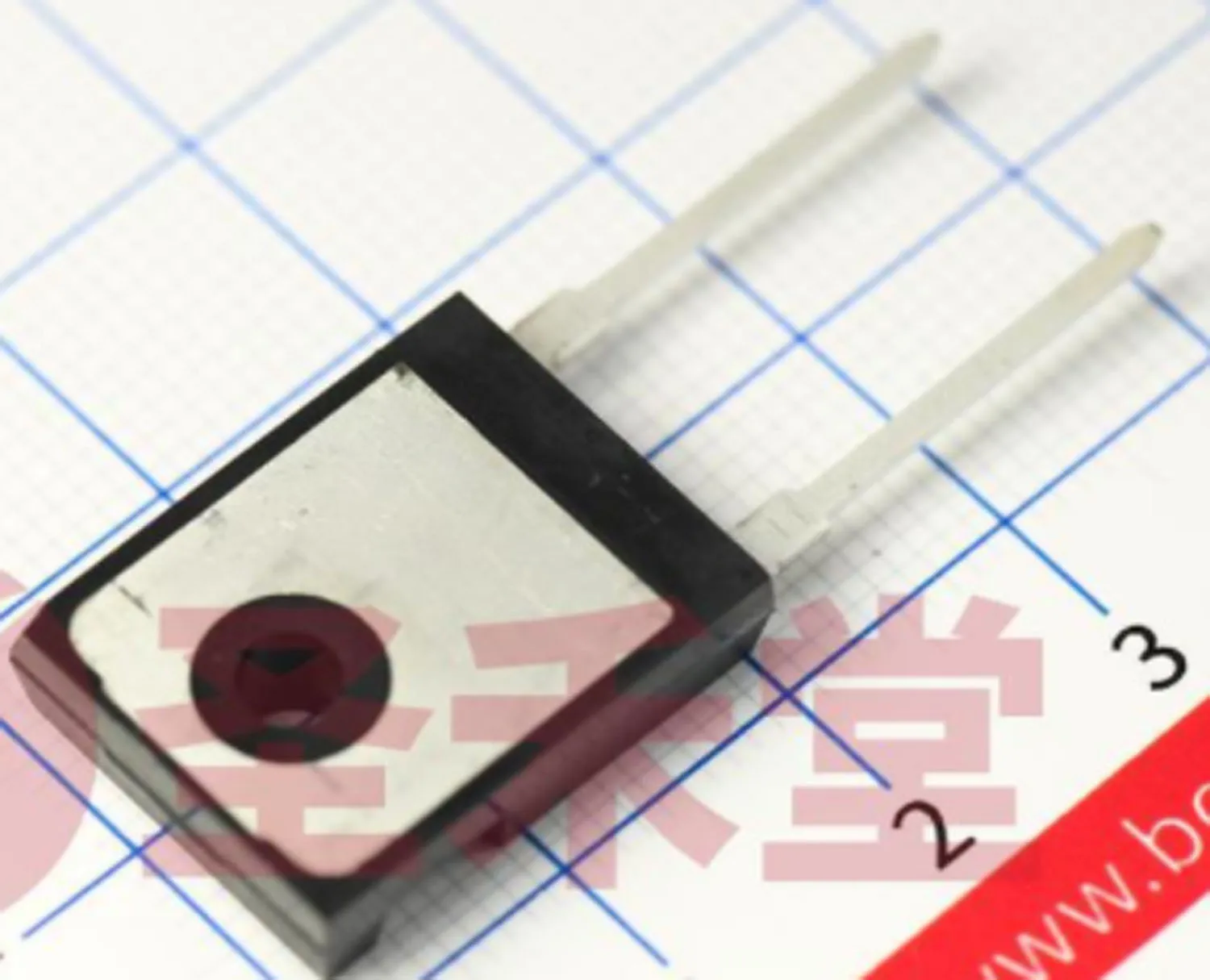 1-5 sztuk, prostownik oryginalny-hiperszybki, niezależny, EV/HEV stacja ładowania, falownik solarny, UPS 。 1.2 kv60a 。 TO-247AD-2L:VS-E5PH6012L-N3