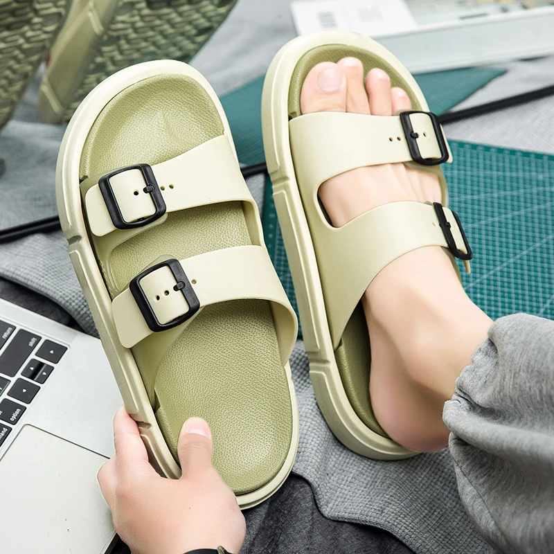 Slippers Men's Summer Outer Wear Non-Slip Lightweight Sandals Men's Outdoor Leisure Sports Large Size Beach Sandals