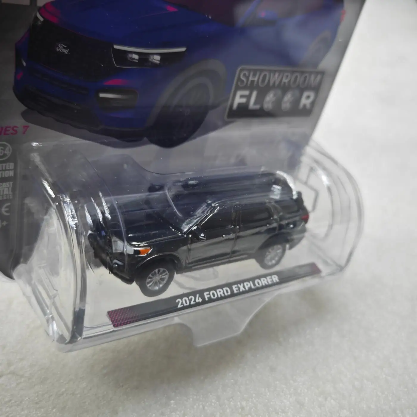 

Greenlight 1:64- 2024 Ford Explorer, Ash Plated Toy Car Model Simulation Sound Light Collection Kids Gift