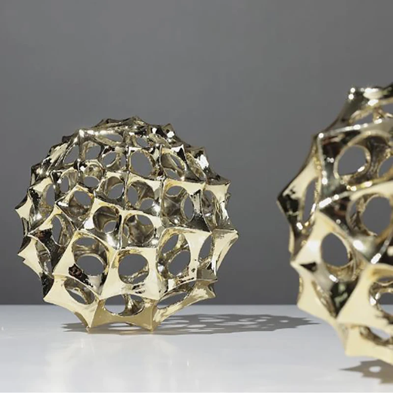 

European Style Metal Ball Handicrafts Gold Hollow Ball Ornaments Electroplating Silver Sculpture Living Room Study Decor Gifts