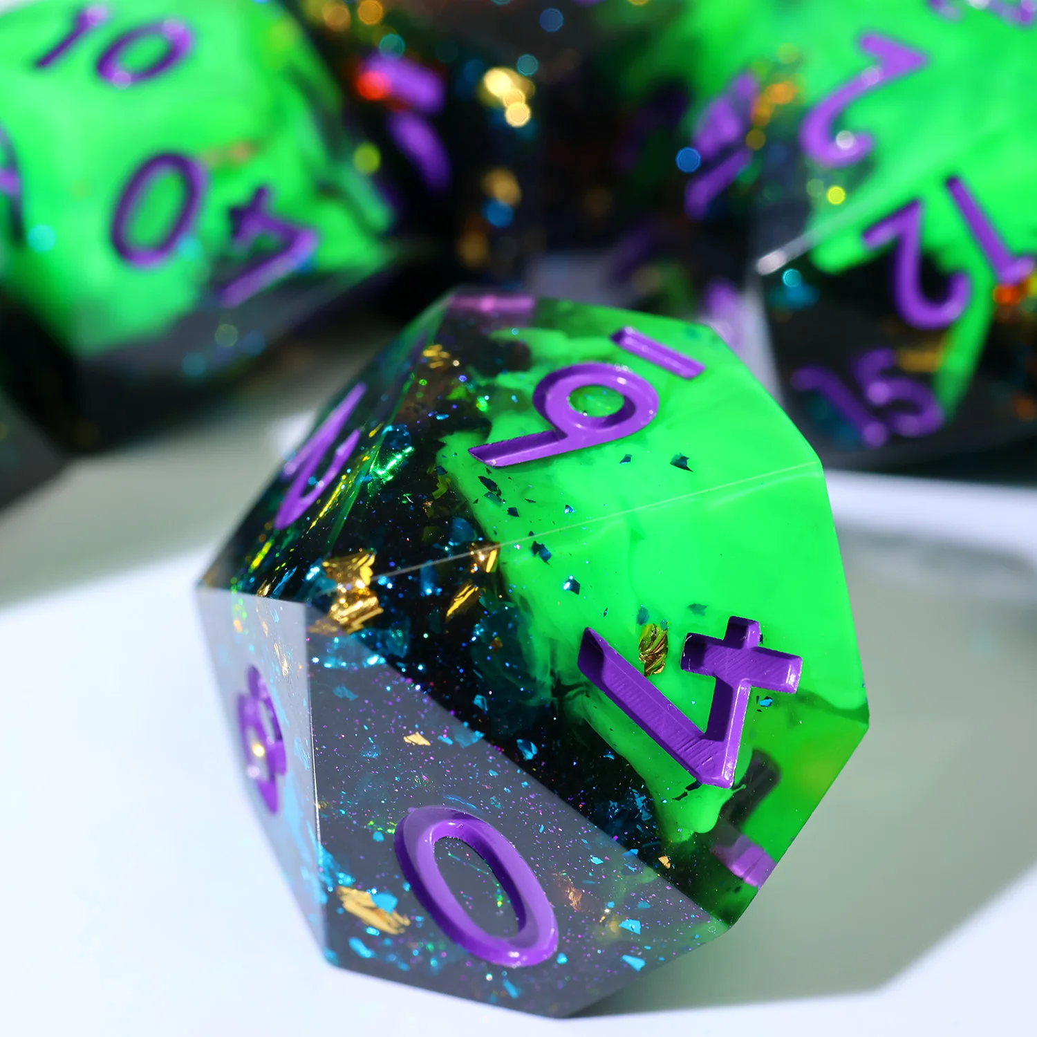 Handcrafted Resin Polyhedral Dice Set, Toxic Swirl Pattern Tabletop Role‑Playing Dice for D&D Board Games‑N23