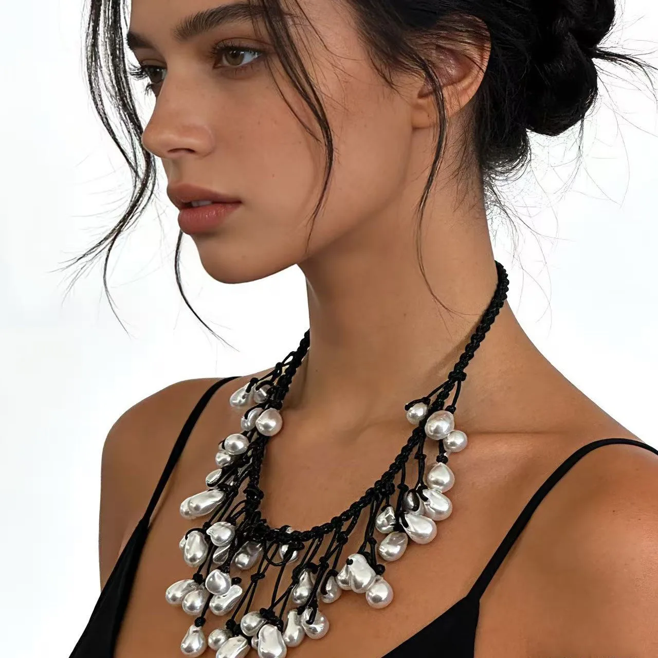 Fashion Handmade Luxury Irregular Pearl Tassel Multi-Layer Choker Necklace For Women Girls Woven Clavicle Chain Party Jewelry