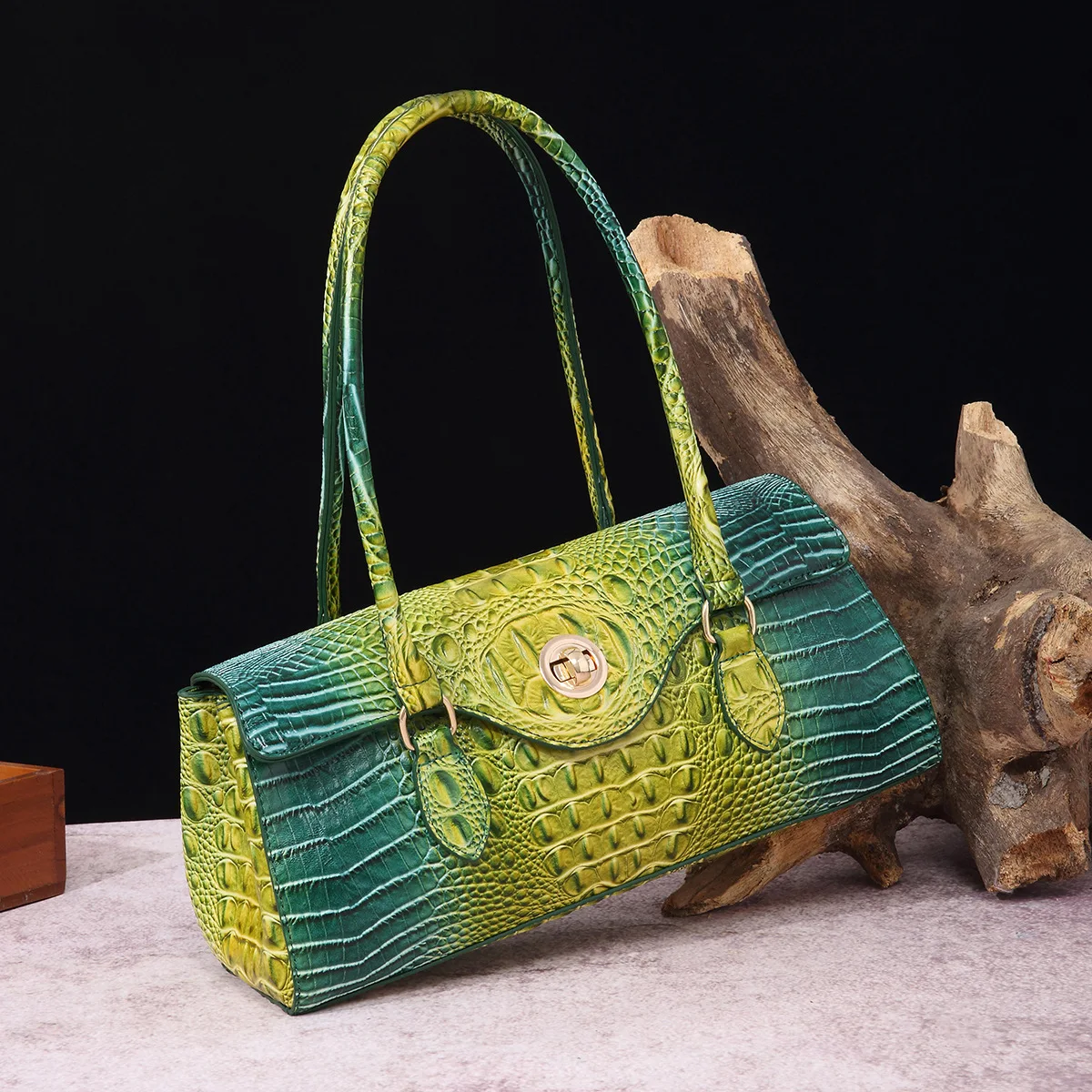 Lady Crocodile pattern Armpit Design Luxury Tote Released Fashion Ladies Handbag Under Crescent Small Square Bag