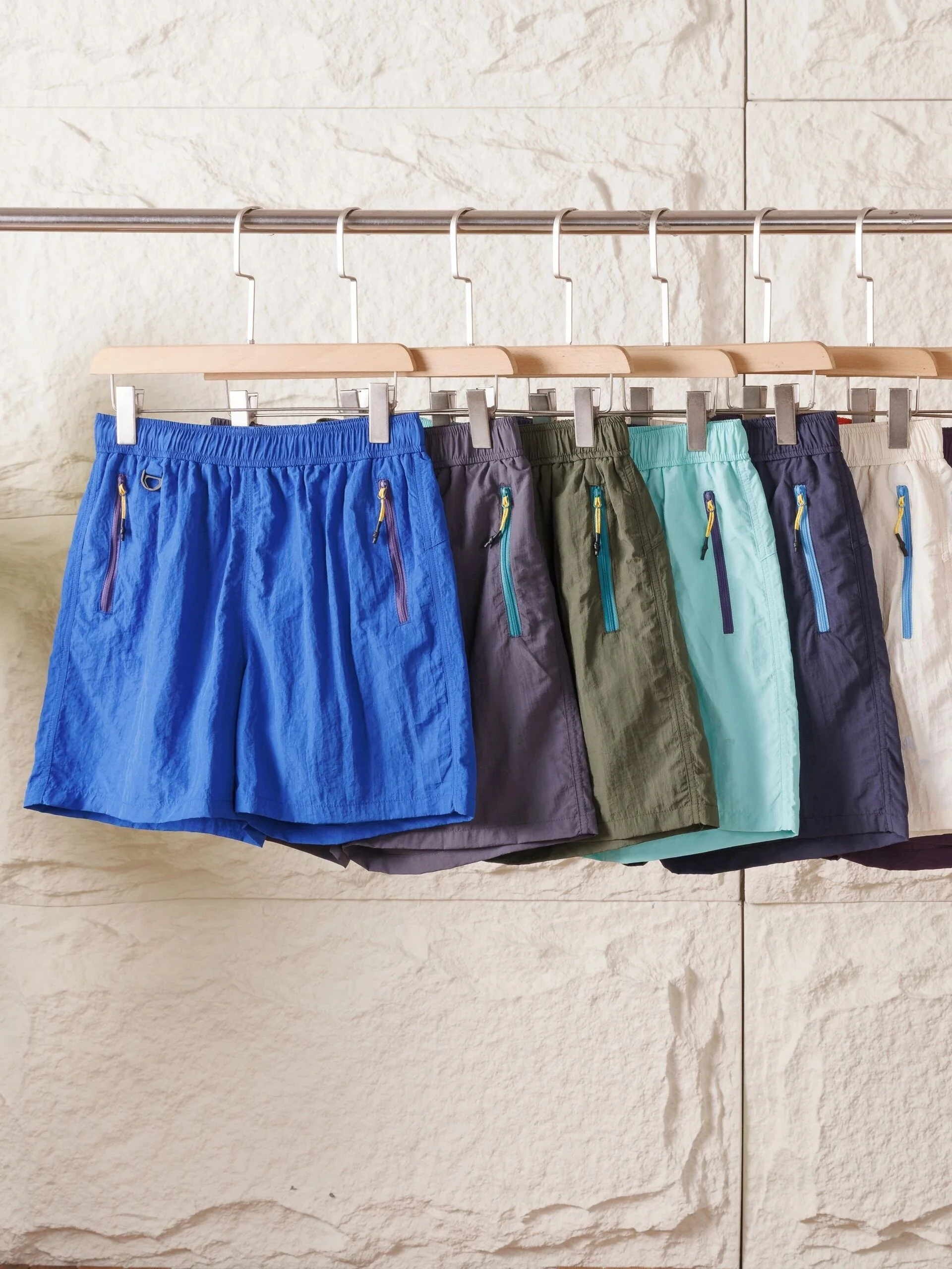 

Dopamine Color Block Outdoor Shorts Men's Quick Dry Elastic Waist Sports Casual Beach Pants Zipper Fly Standard Fit Summer ...