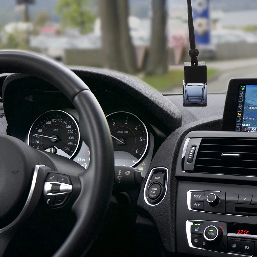 

4Pcs Car Air Freshener Hanging Bottles Empty Black Cap Refillable Diffuser Perfume Essential Oil Aromatherapy Ornament for Auto