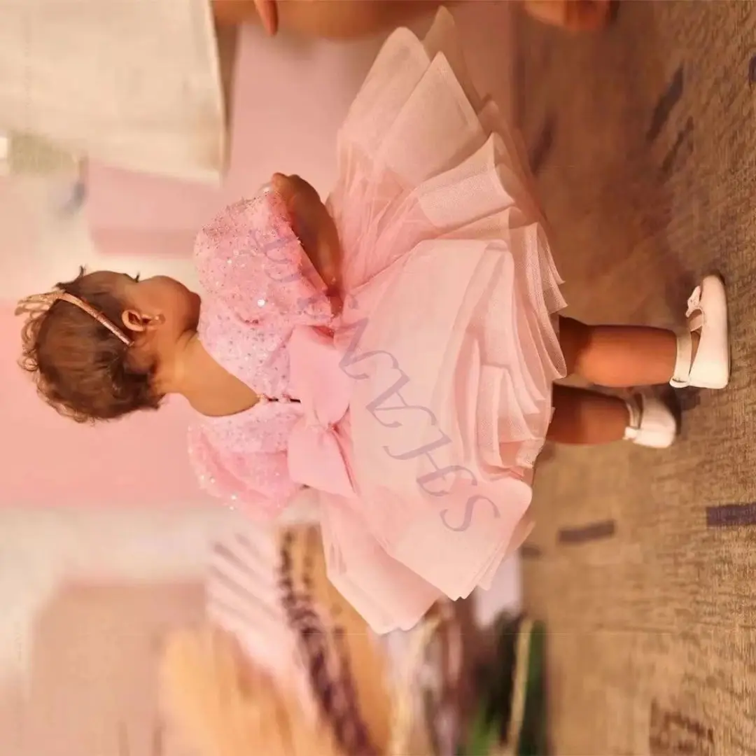 

Customized Pink Flower Girl Dress For Wedding Sequins Puffy Knee Length With Bow Cute Toddler Birthday Party Banquet Ball Gown