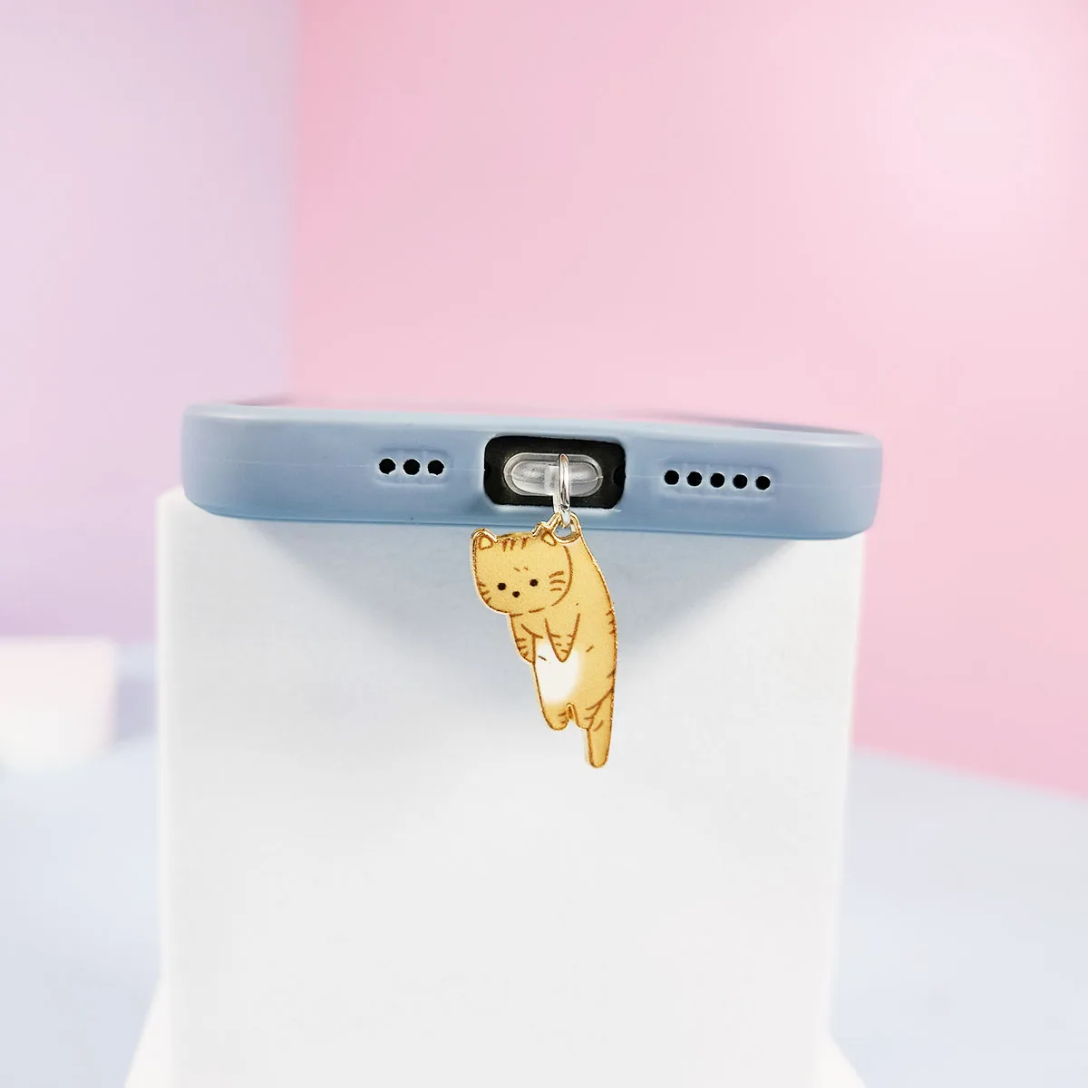 A Cat Phone Dust Plug Suitable For Iphone For Samsung Type-C Interface Dust Plug Phone Suspension Accessories Cute Cat