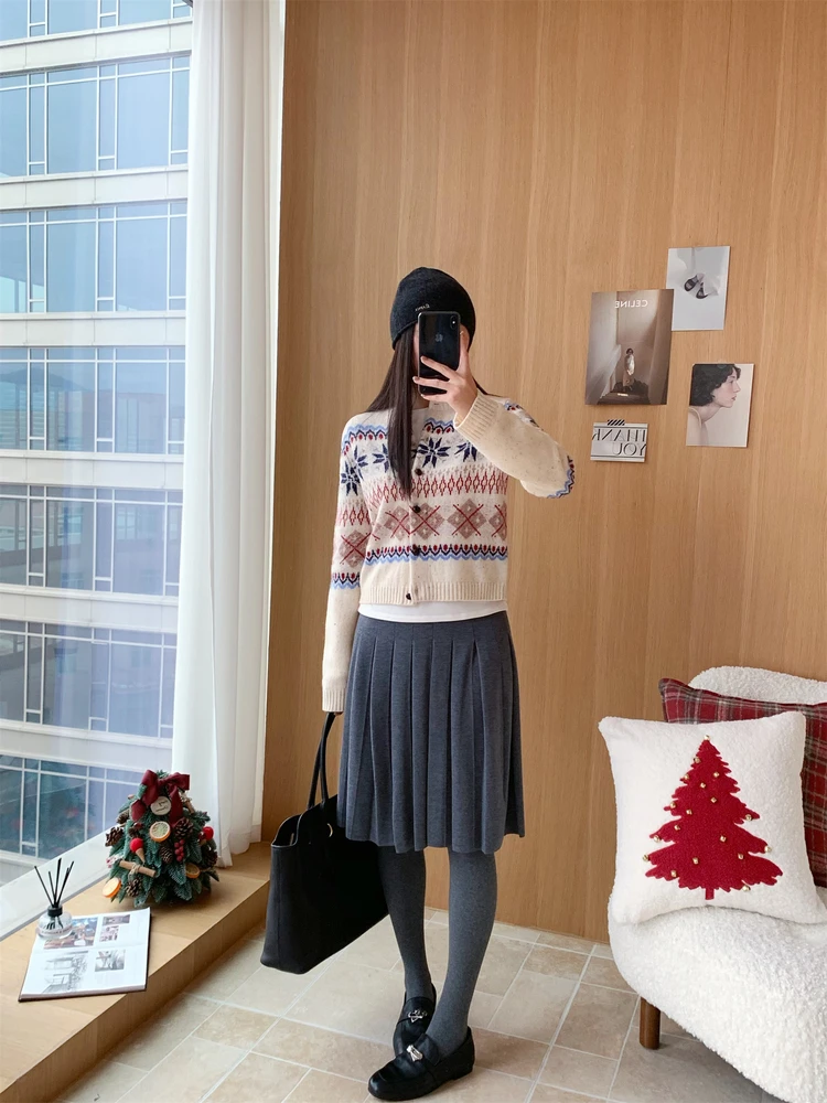 

Knitted Sweater Casual Loose Fit round Ne Long Sve Thi Winter Faion for Women Online Exclusive Q5 Flipped Island Sle