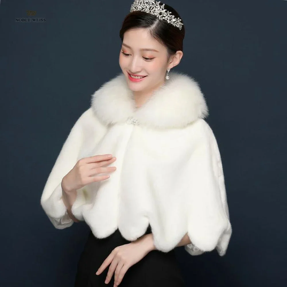 Faux Fur Party Shawl Winter Warm Bridal Jacket  Loose Wedding Coat Serrated edge Wedding Bridal Wrap Party Cape