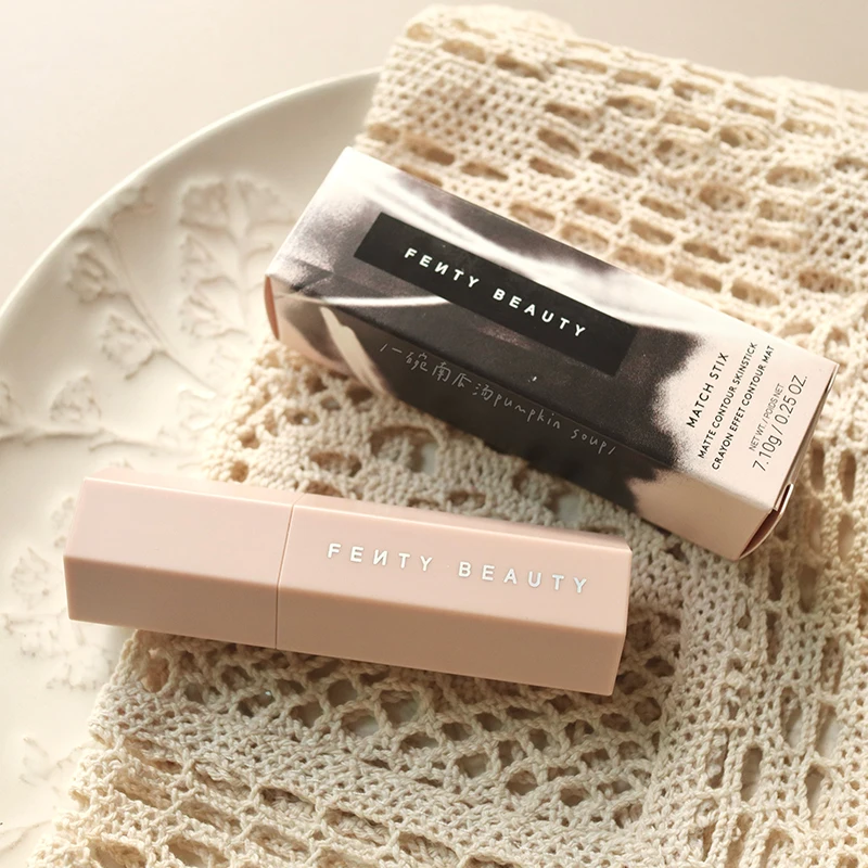 フェンティビューティー コンタースティック マットコンシーラー ハイライター シャドウ フェイスメイク ナチュラルコントゥアリング 韓国スキンケア