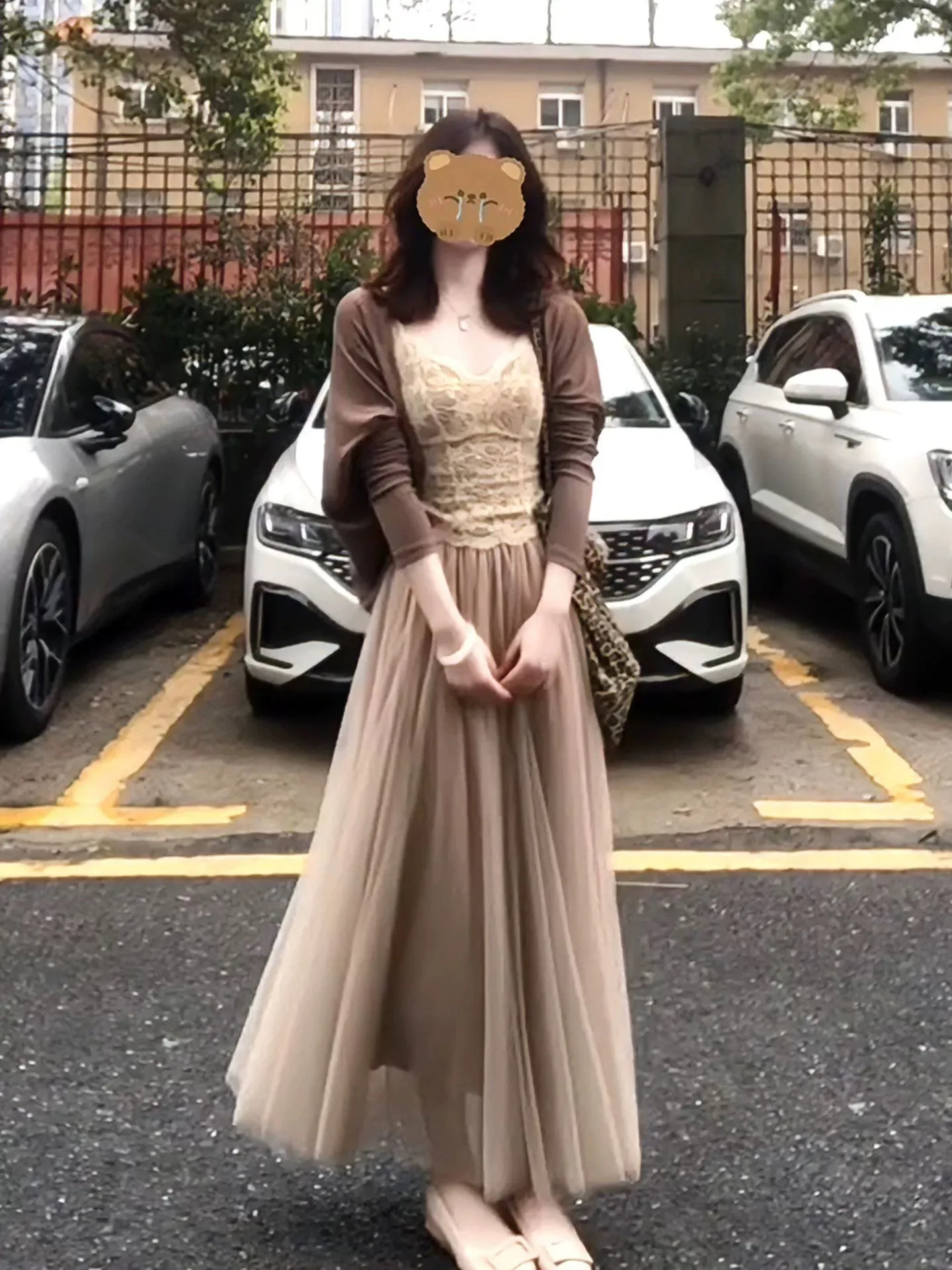 

Elegant Lace Long Skirt Set Women's Summer High-End Sensation Pure Desire Thin Veil Three-Piece Set with Halter Neck Open Car...