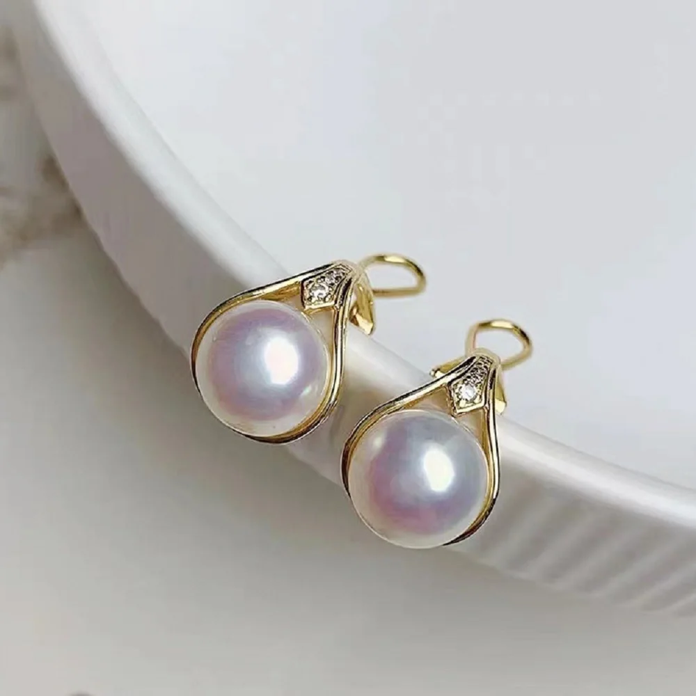 

Элегантные и модные серьги из чистого серебра S925 с натуральным белым жемчугом AAAA 9-10 мм.