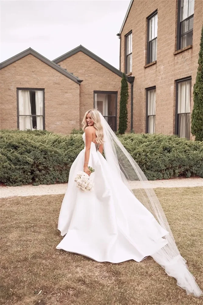 

Customized Sweetheart A Line Wedding Dresses Side Slit Satin Appliqued Women Bridal Dresses Factory Vestidos De Noiva