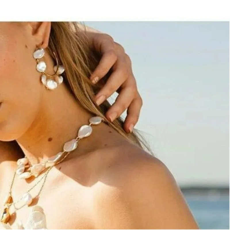 Statement Classic Niche Design C-ring Earrings Brass Gold-plated Natural Freshwater Pearl Tassels Exaggerated Big Hoops