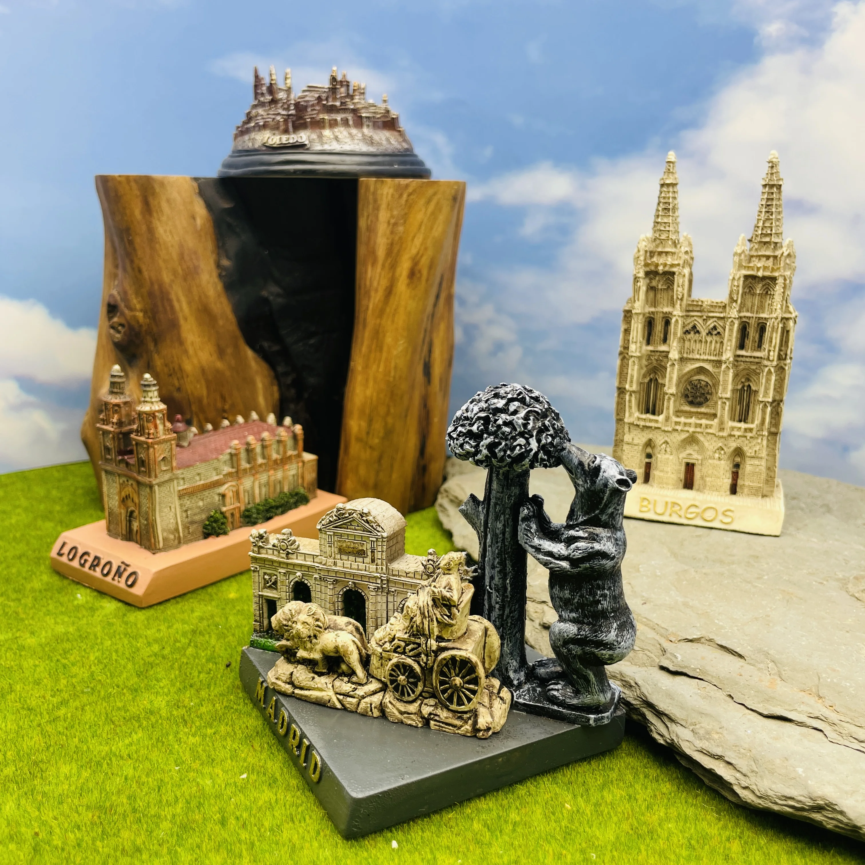 Spain City Landmark Resin Figurines Madrid Toledo Burgos Logrono Miniature Architecture Travel Souvenir Home Decor Gift