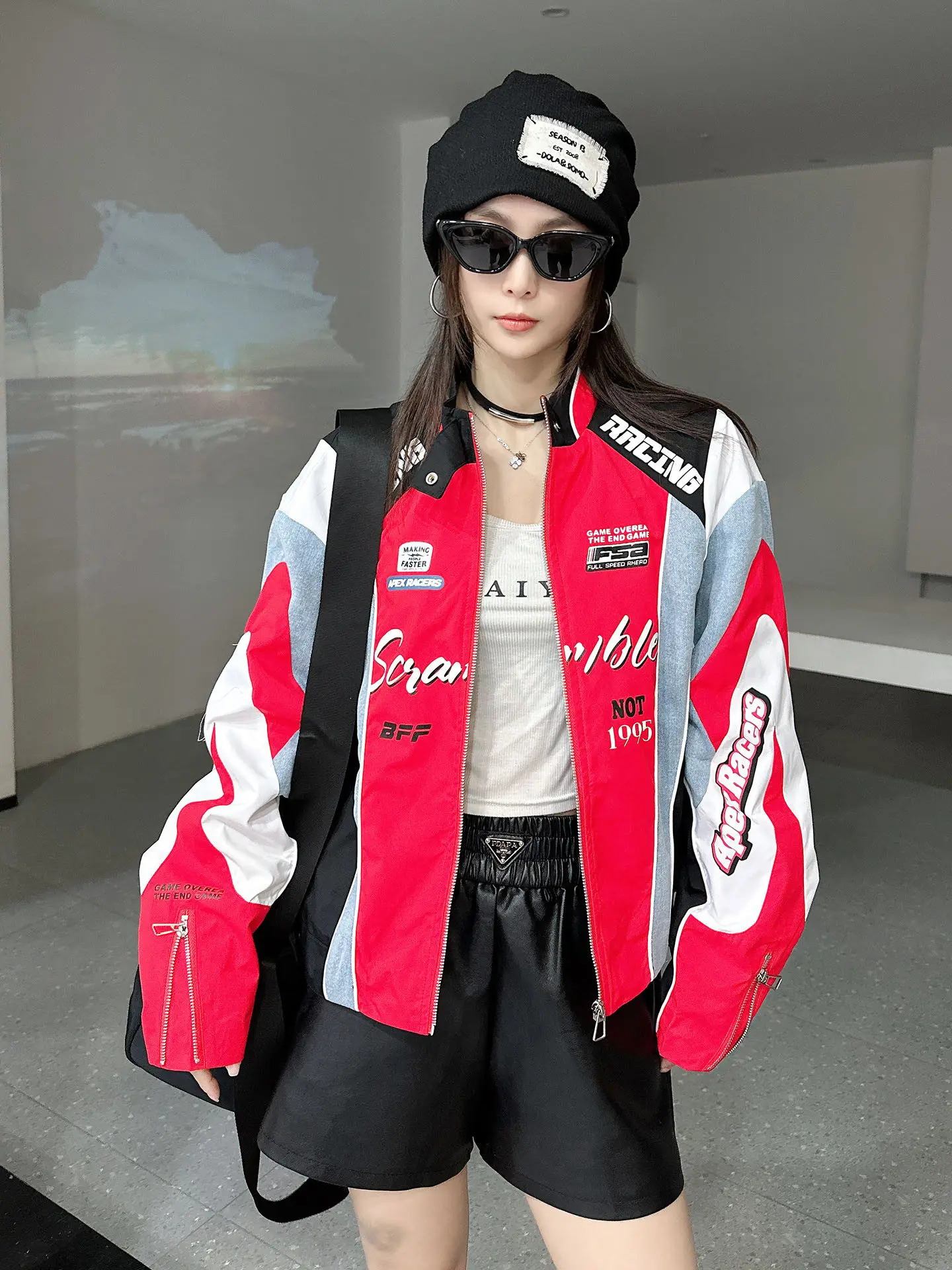 

Cropped Streetwear Jacket for Women Varsity Biker Bomber Coat Stand Collar Petite Short Fit American Retro Style Wholesale