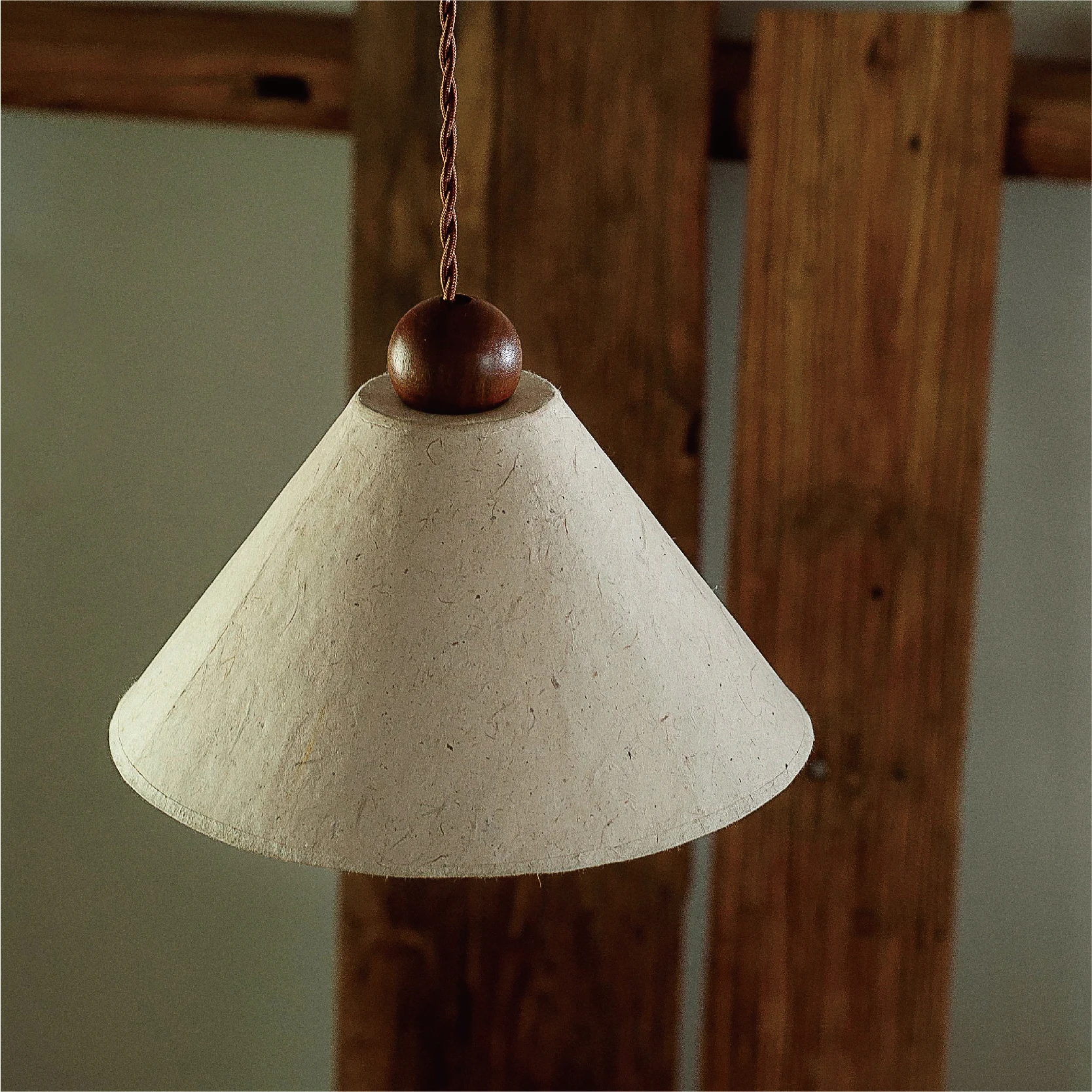 

Independent germination, chandelier, restaurant, paper lamp, Japanese style, B & B, Zen tea room, handicraft, wabi-sabi