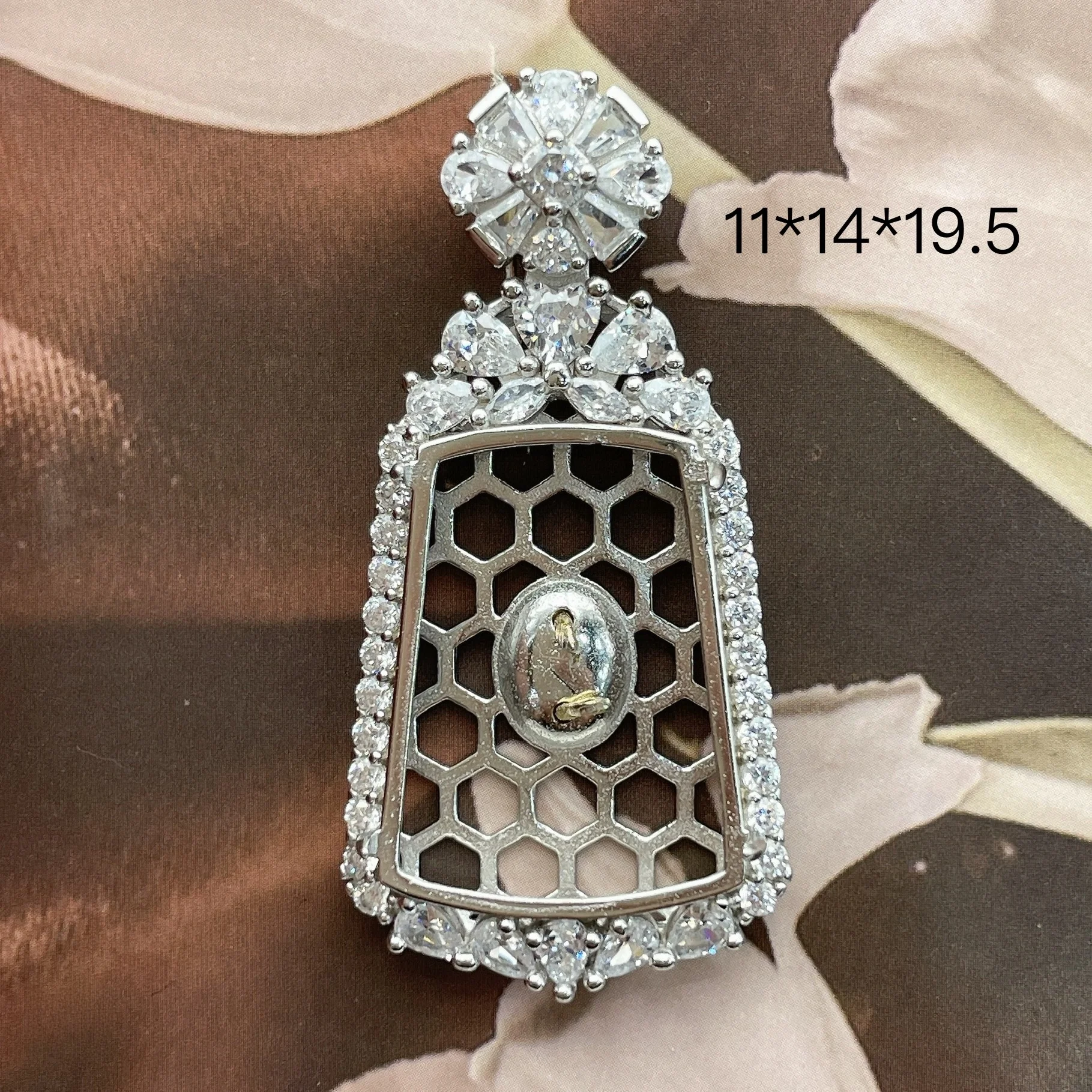 base-per-ciondolo-vuota-in-argento-con-fondo-a-rete-gioielli-alla-moda-colore-argento-materiale-argento-925-senza-marchio