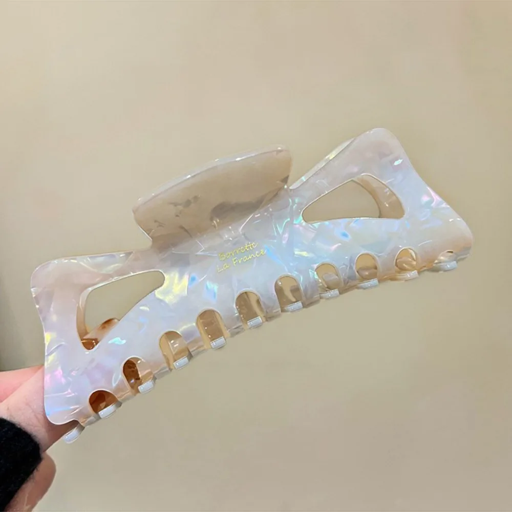 

Personalized Sweet Bowknot Hair Claw Leopard Print Hollow Large Shark Clip PVC Hair Clip Simple Hair Claw Girls