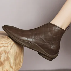 Women's stone pattern cow leather side zip pointed toe flats autumn ankle boots high quality soft comfortable casual short boots