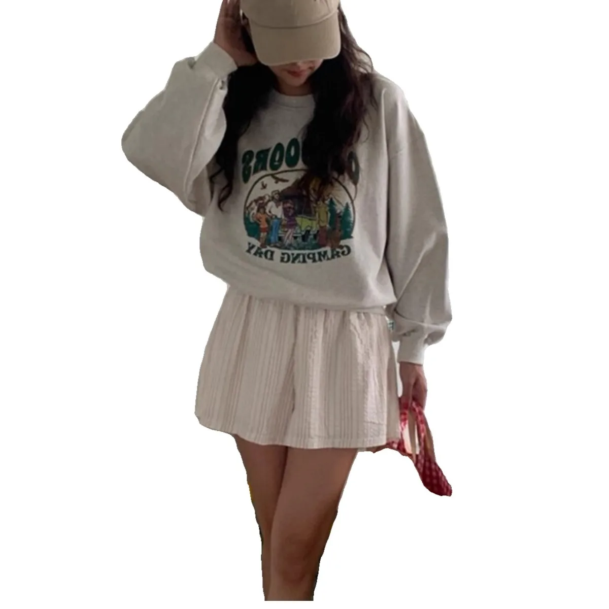 سترة نسائية جديدة للخريف على الطراز الكوري برقبة دائرية وتصميم شخصية حرفية متعددة الاستخدامات فضفاضة بأكمام طويلة للنساء