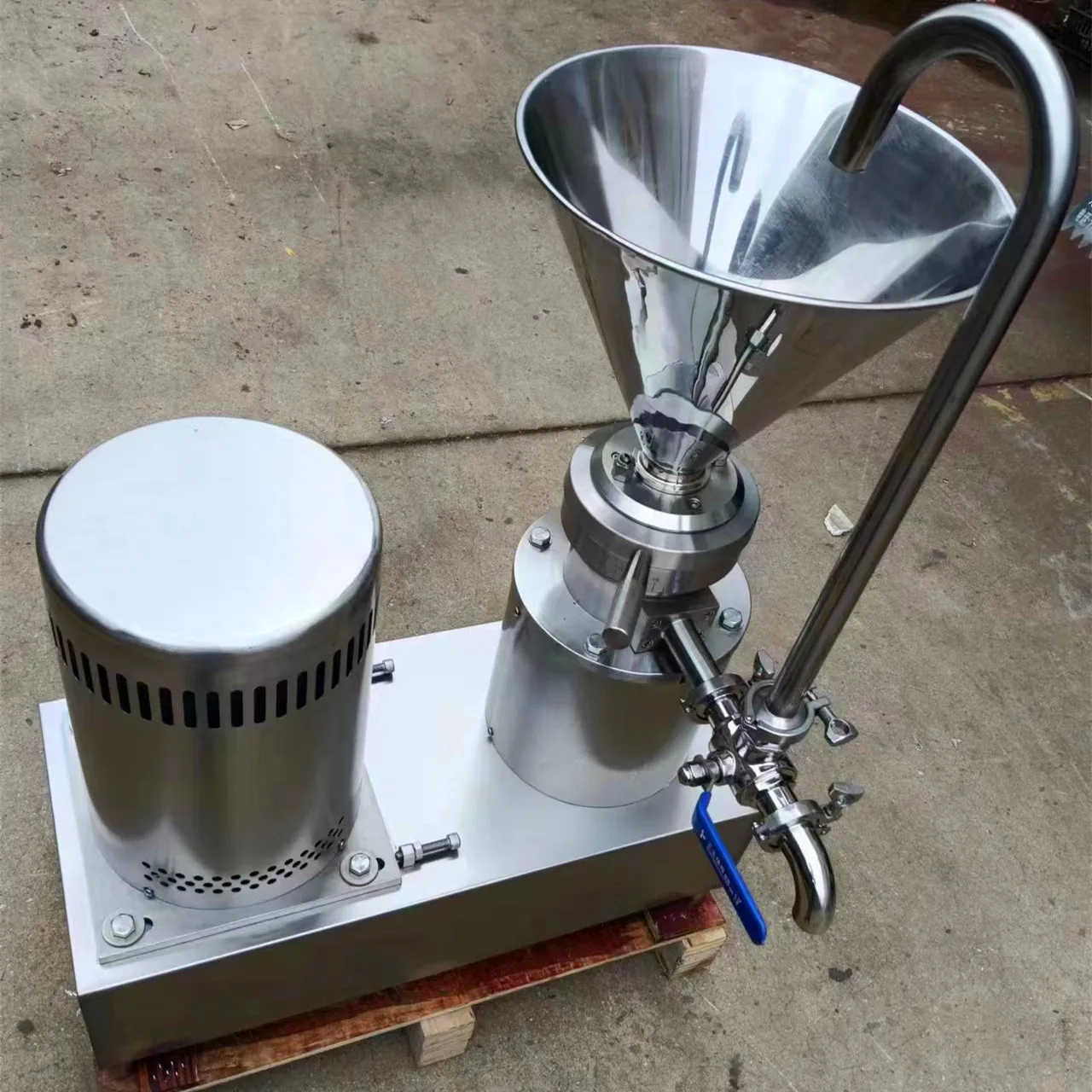 Industrial Food Grade Stainless Steel Almond Milk Colloid Mill Vertical & Split Sesame Grinder for Nuts Soybean Meat Processor view 4
